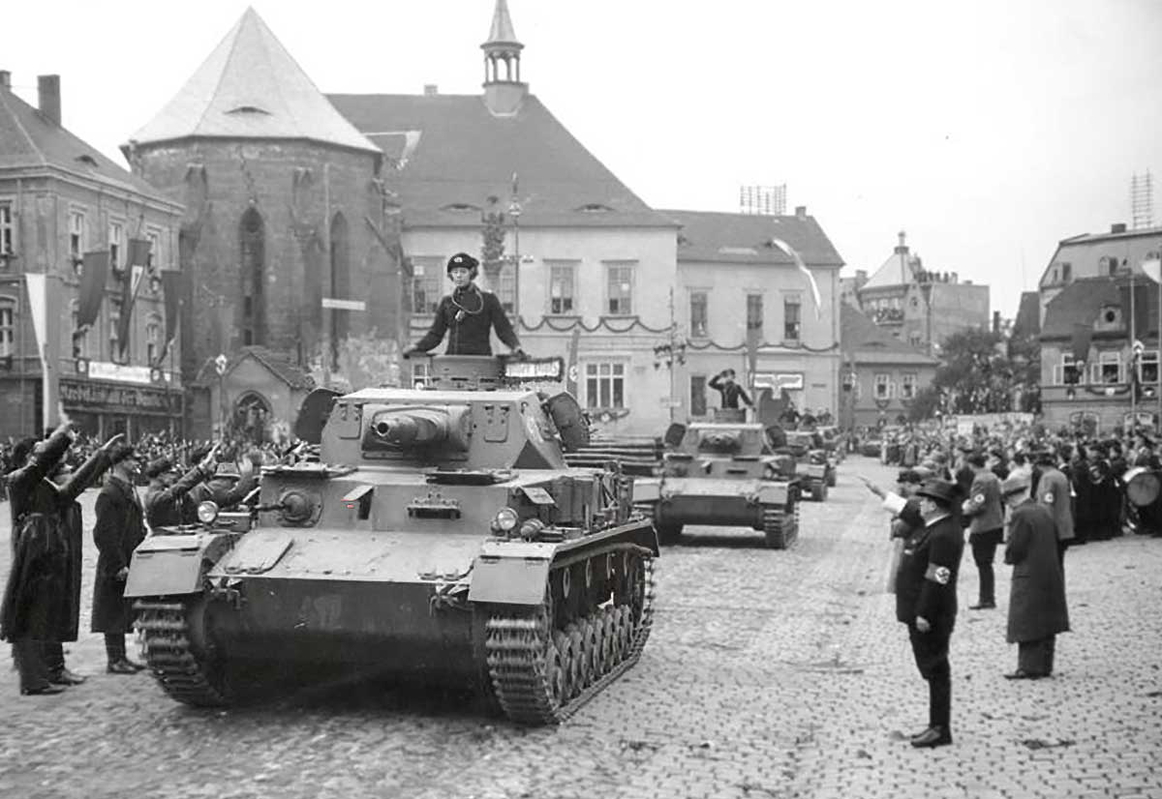 Germany annexes Austria 1938. Source: Wikimedia Commons