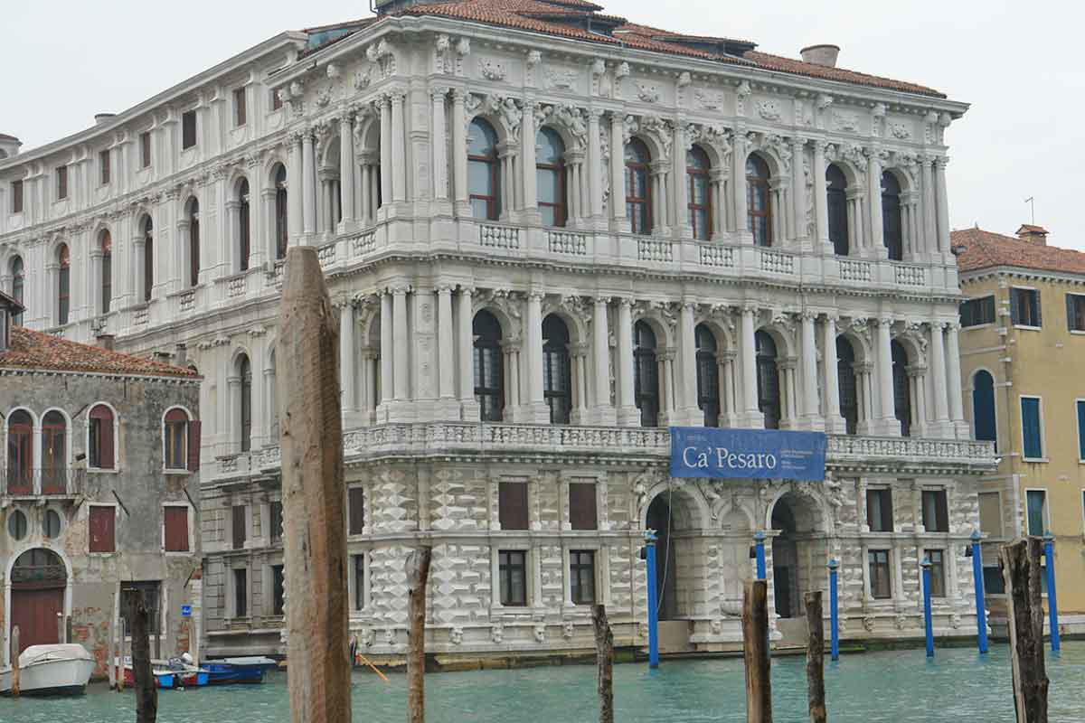 Ca Pesaro by Graeme Churchard