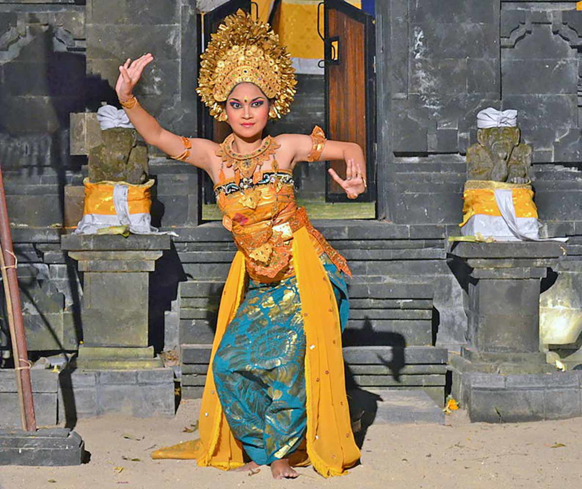 balinese hindu temple dance