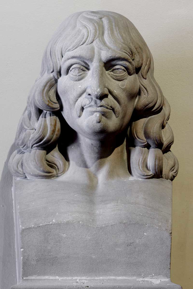 descartes bust