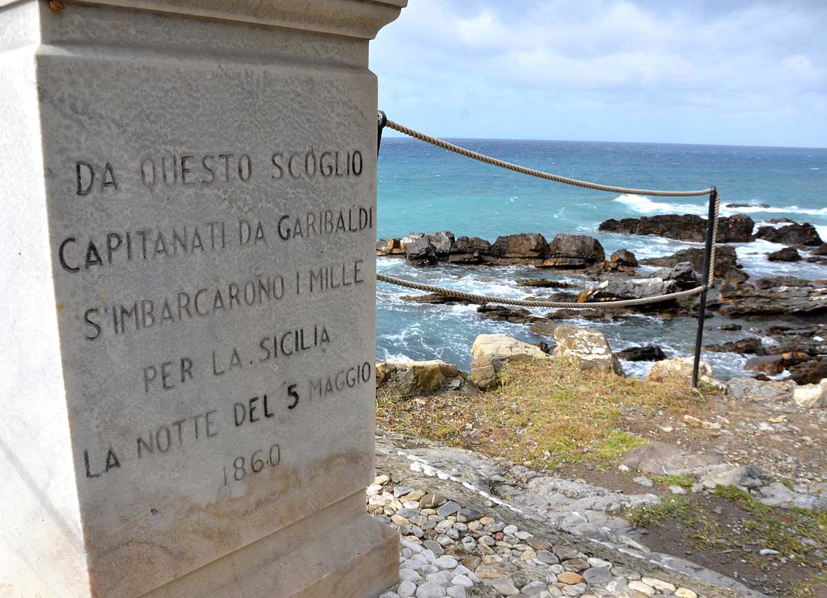 monument commemorating the expedition of the thousand genoa