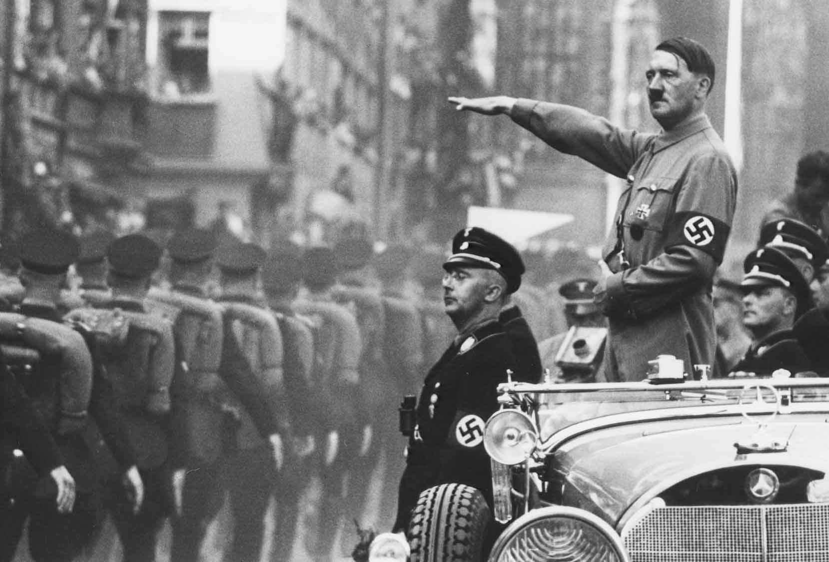 adolf hitler and heinrich himmler ss parade