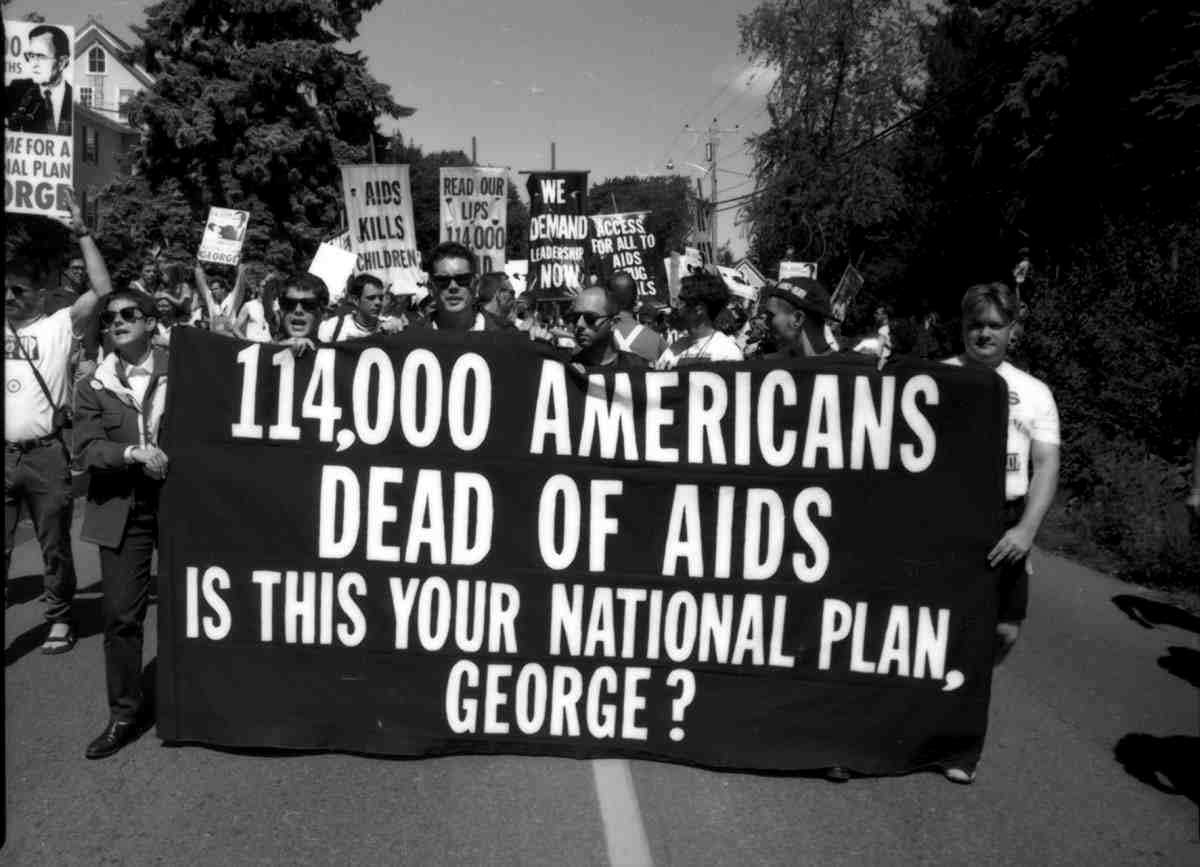 aids activists criticize george bush sr