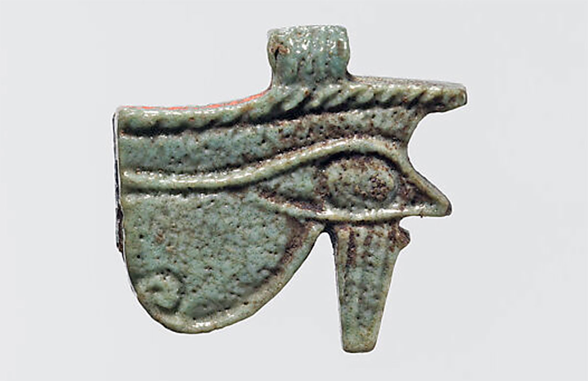 eye of horus amulet