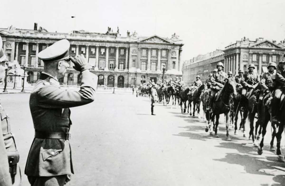 german troops march in place de la concorde paris 14 june 1940