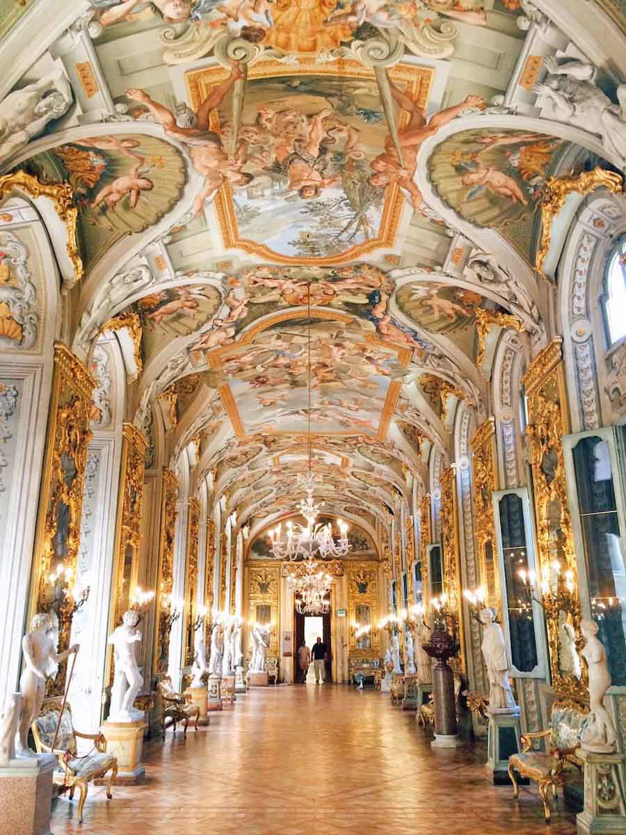 hall mirrors palazzo galleria pamphilj