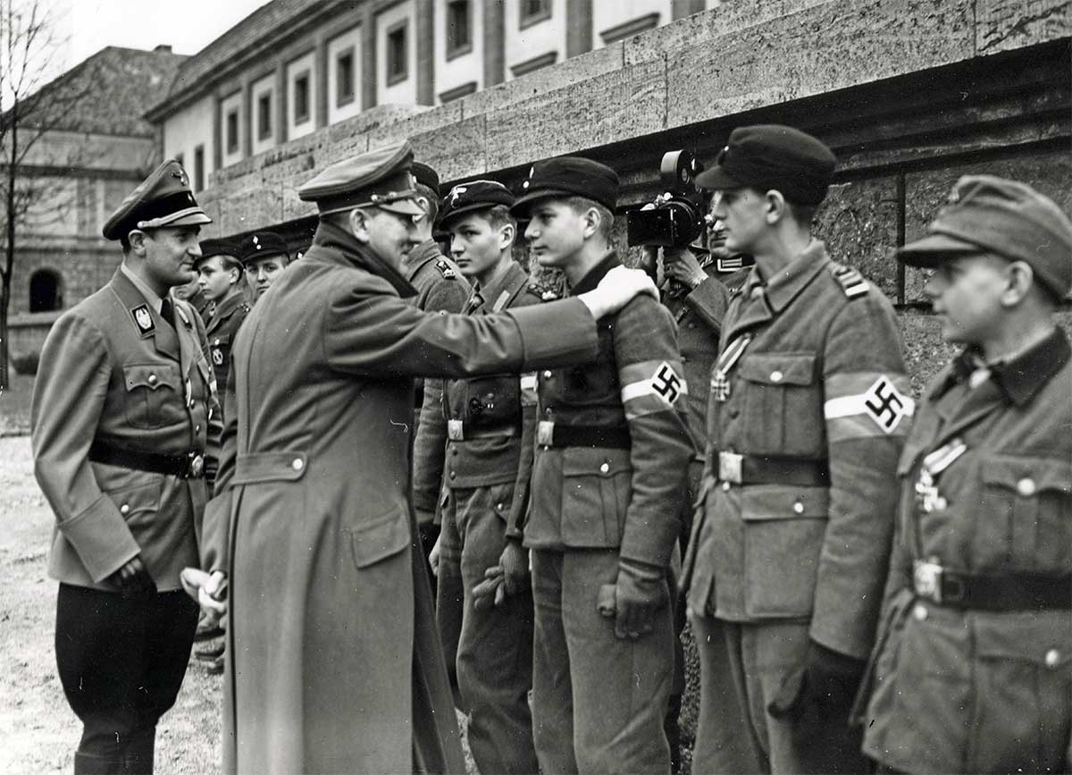 hitler volkssturm 1945