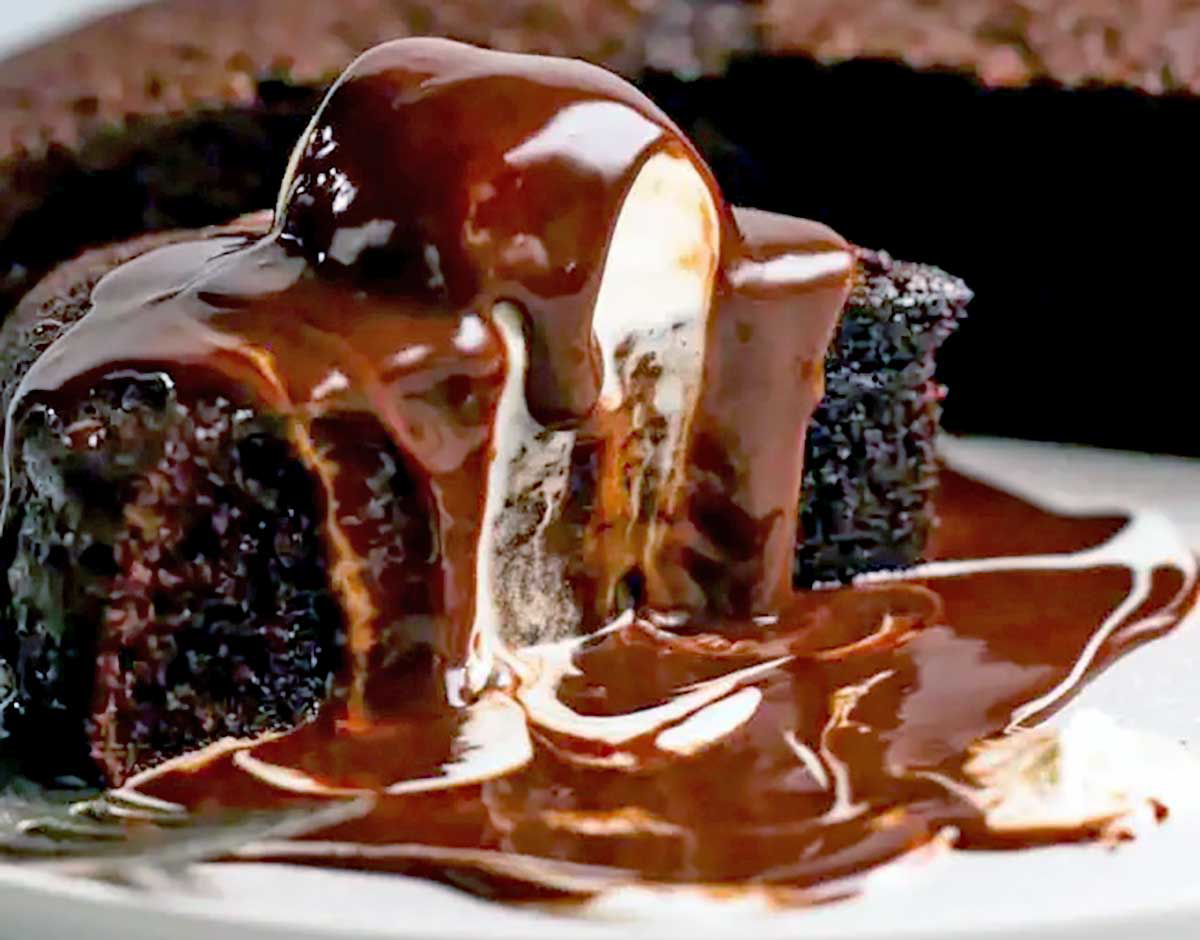 hot chocolate fudge cake