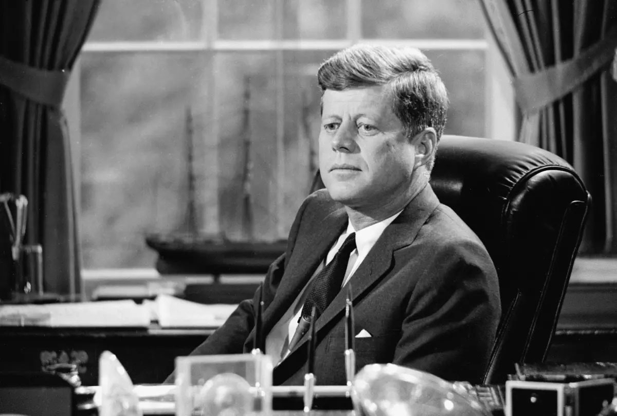 jfk in oval office