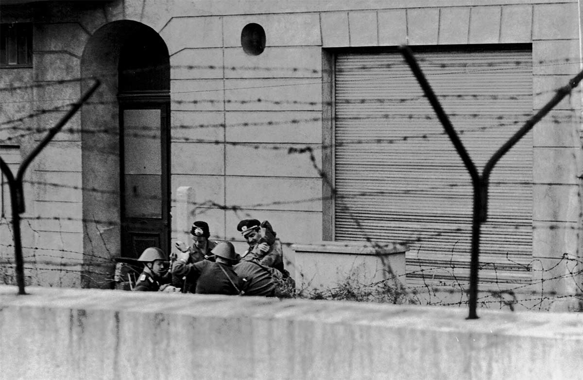 peter fechter death berlin wall 1962