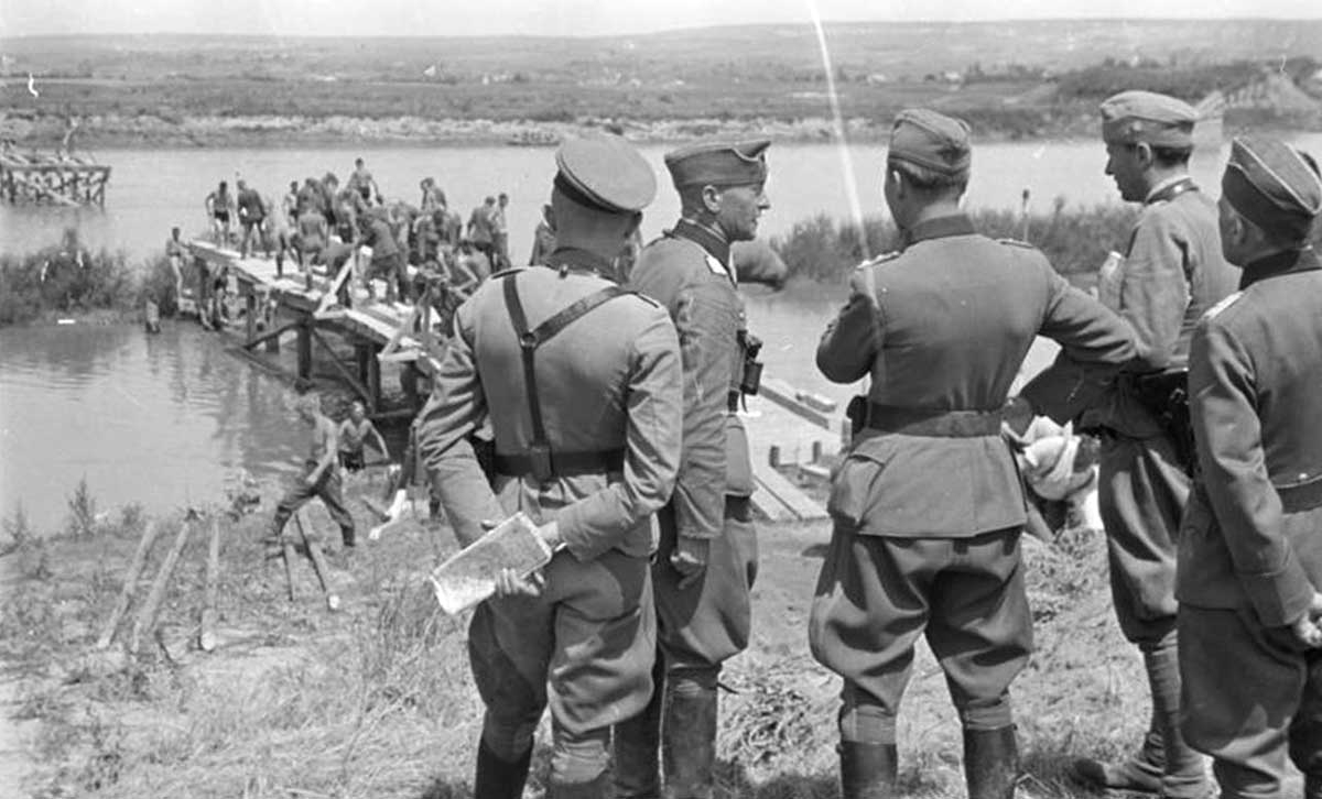 Romanian soldiers during World War II. Source: Nima REJA