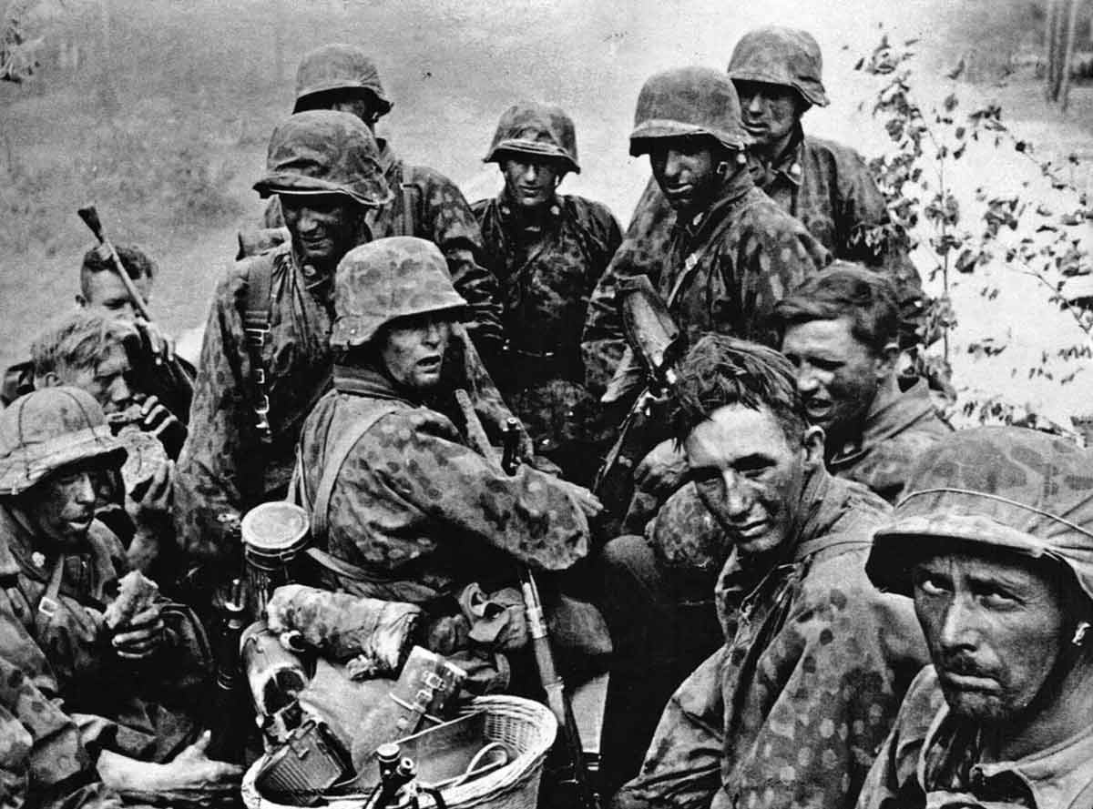 ss soldiers kursk