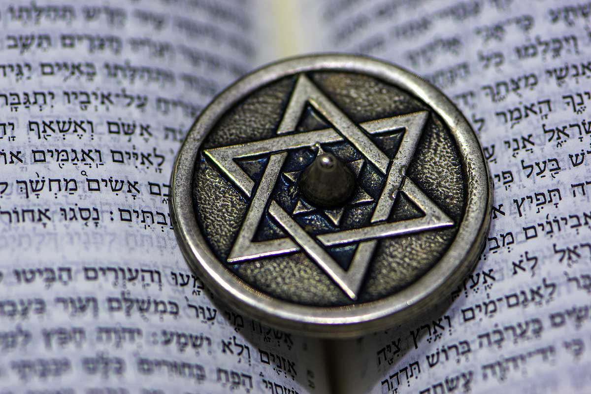 star of david and torah