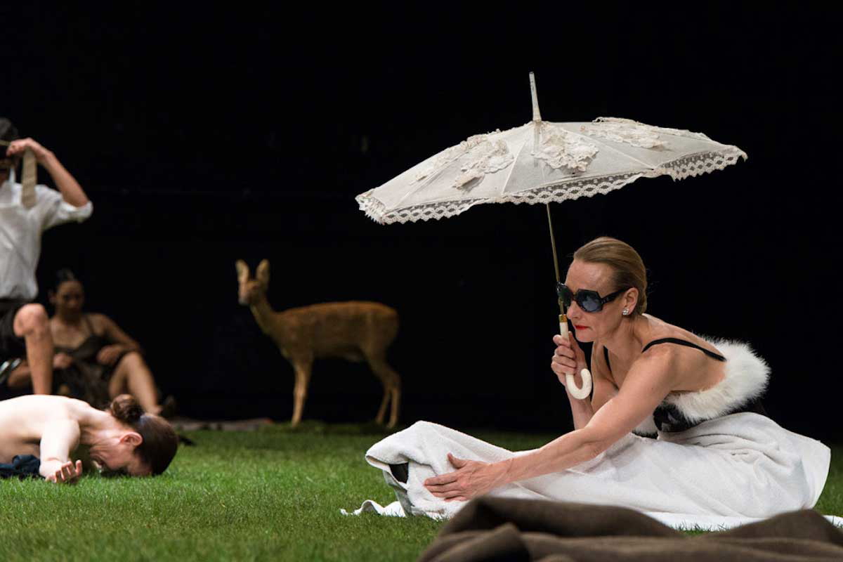 1980 pina bausch tanztheater grass woman umbrella