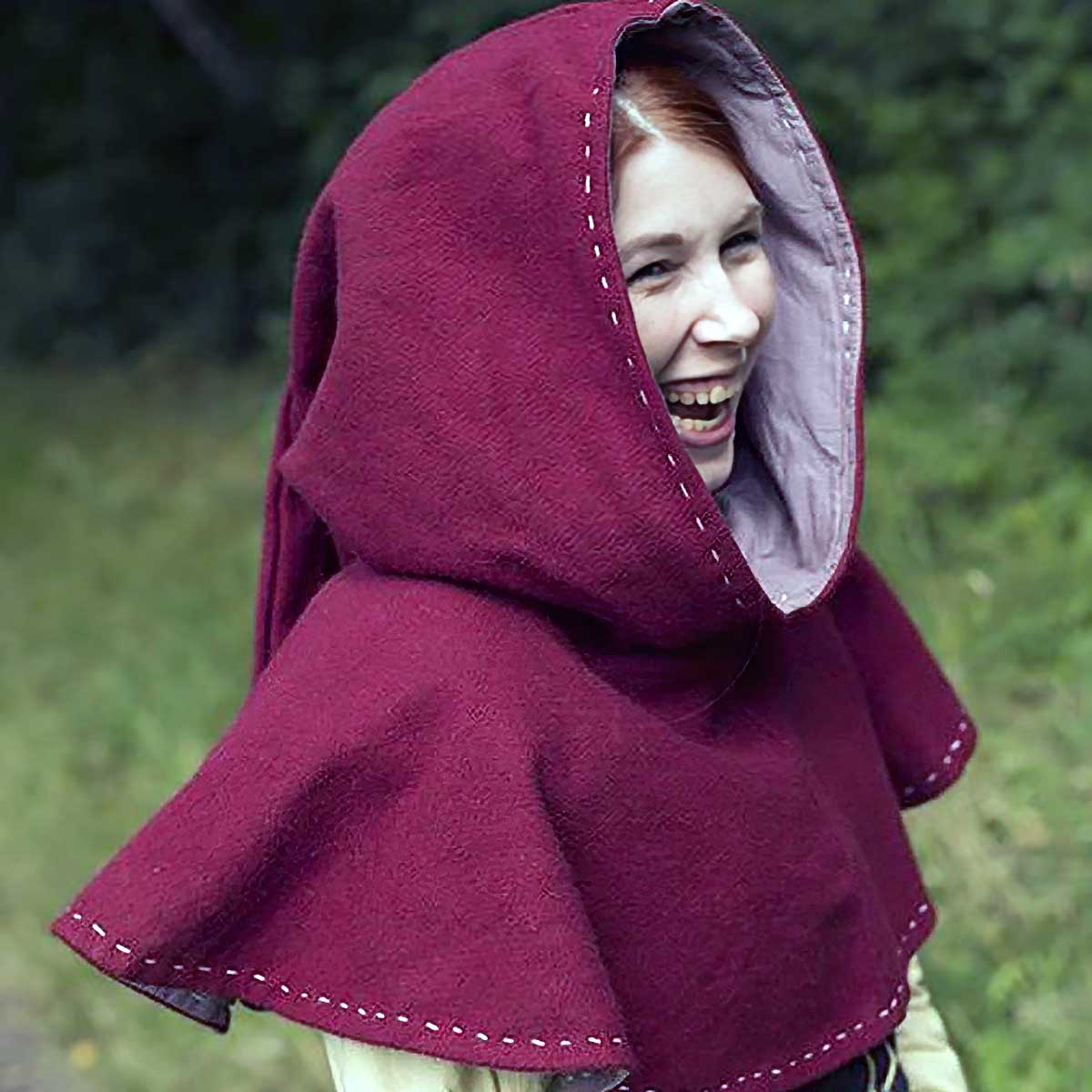 chaperon hood red