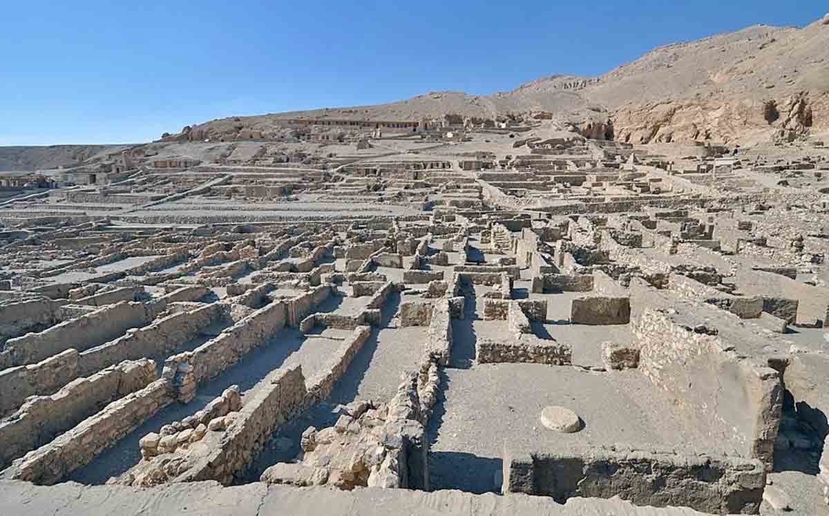 deir el medina