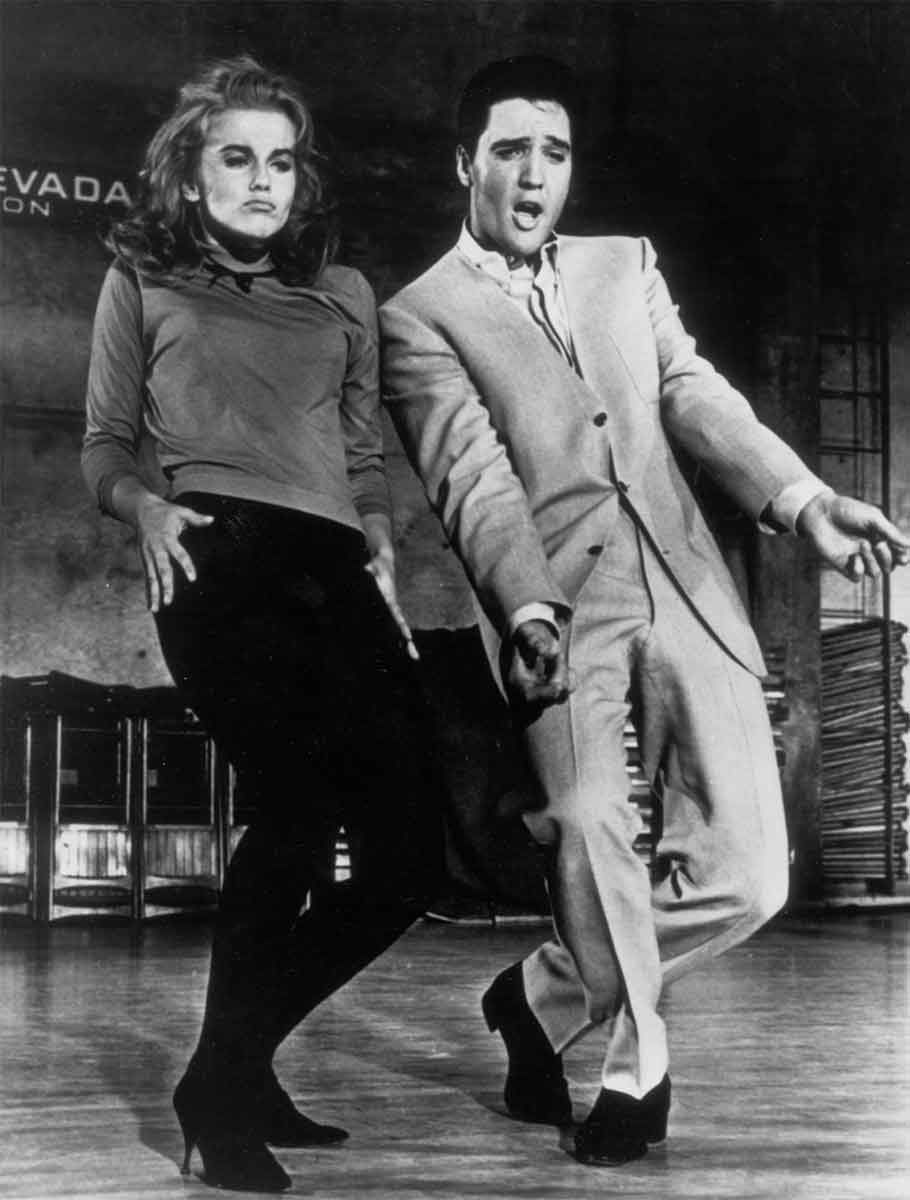 elvis presley dancing