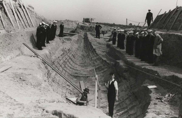10 Discoveries From Sutton Hoo s Anglo Saxon Ship Burial 10 Discoveries From Sutton Hoo s Anglo Saxon Ship Burial