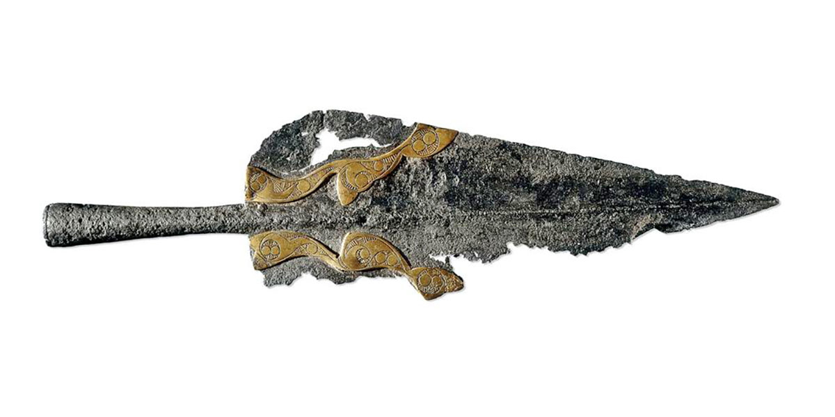 thames iron spearhead