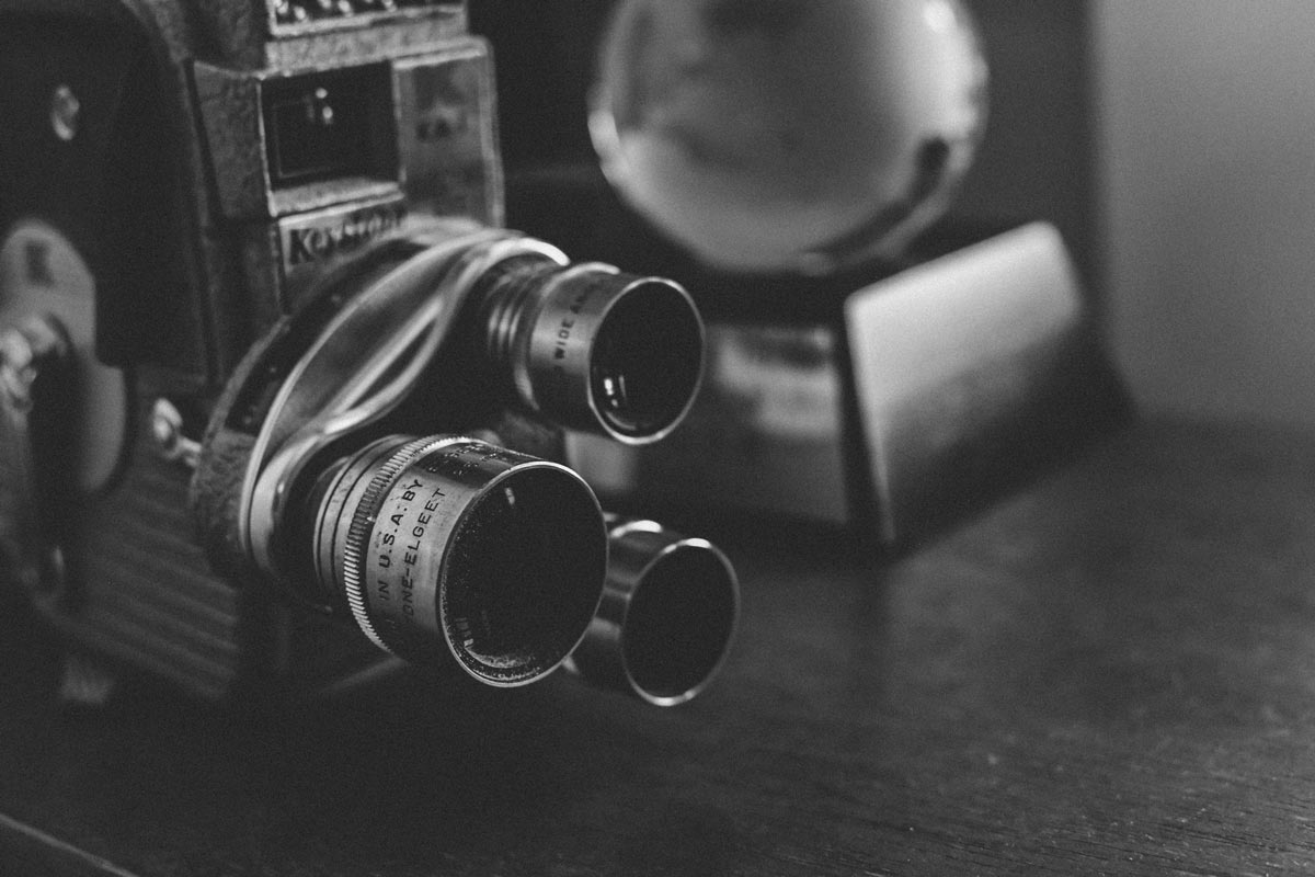 camera b&w foreshadowing