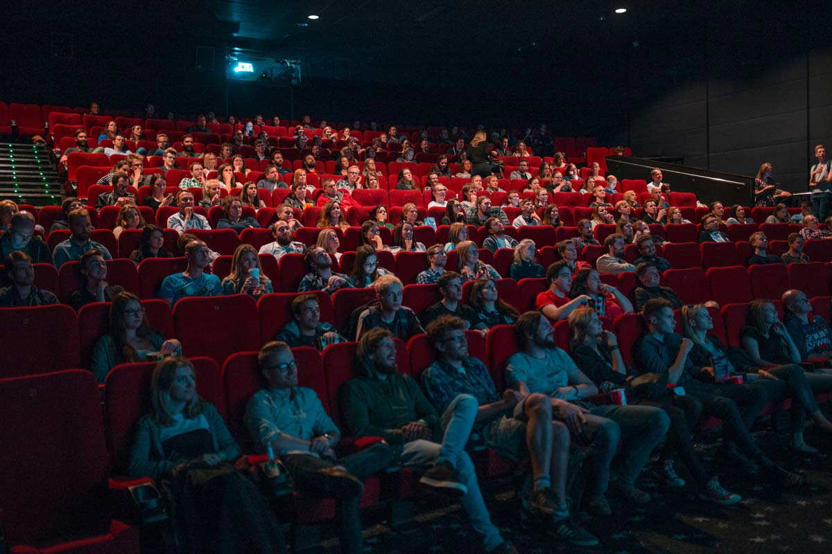 cinema audience foreshadowing