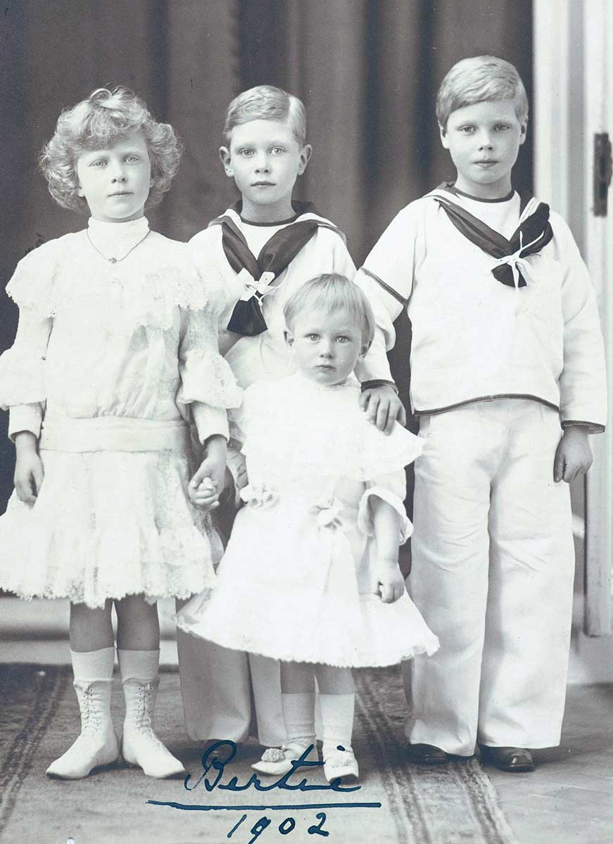 edward viii childhood siblings 1902