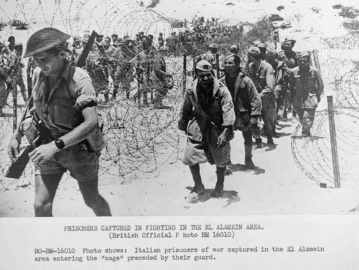 italian-prisoners-el-alamein