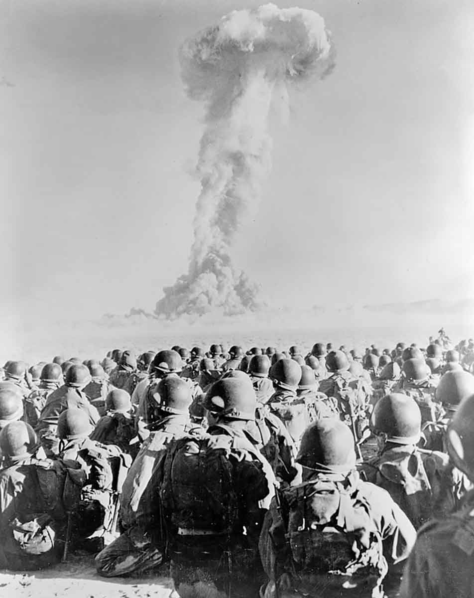 us soldiers atomic blast nevada loc