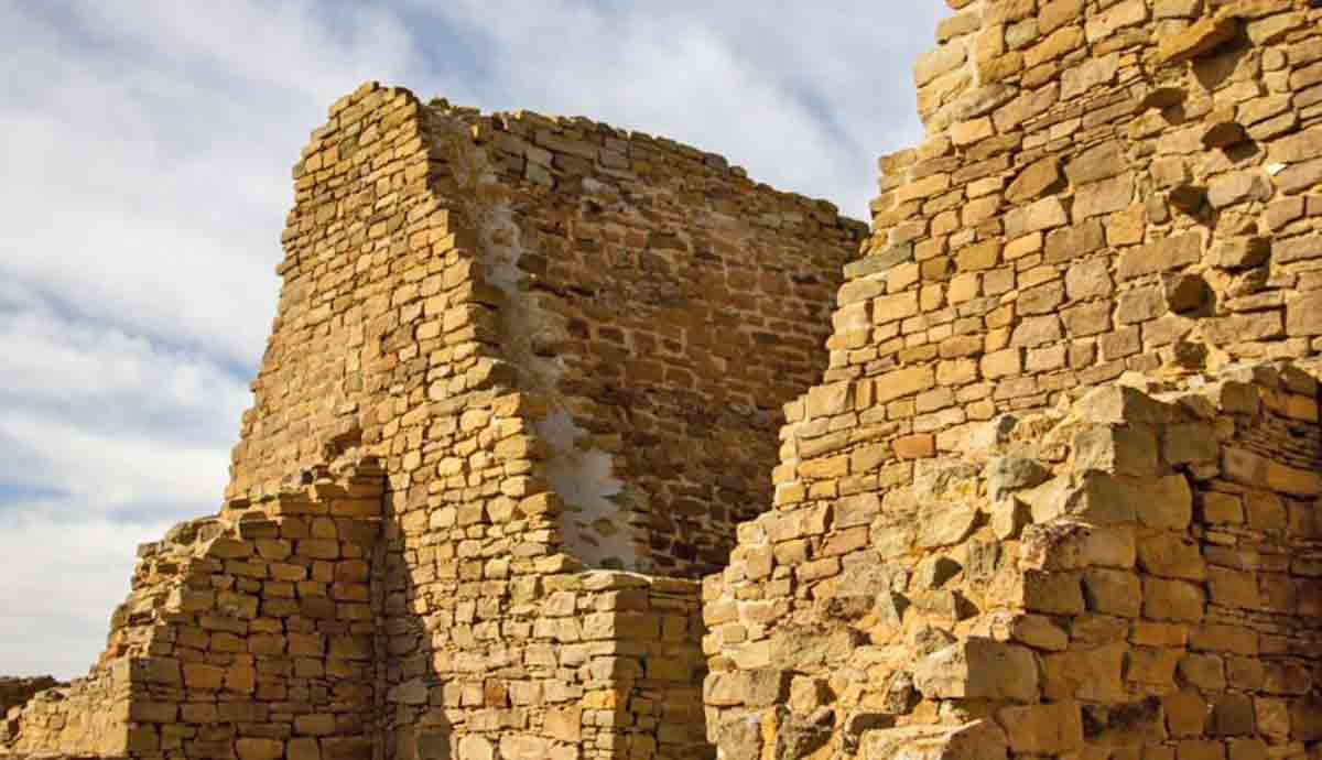aztec ruins samantha demangate