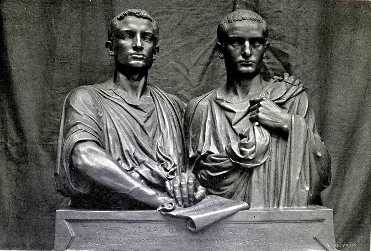 gracchi statue