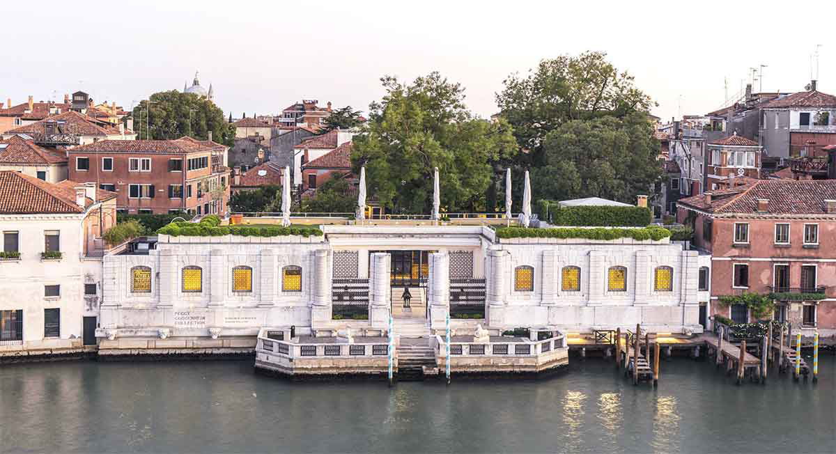 guggenheim museum palazzo photo