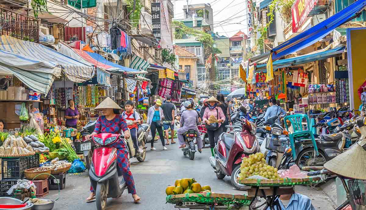 hanoi vietnam market