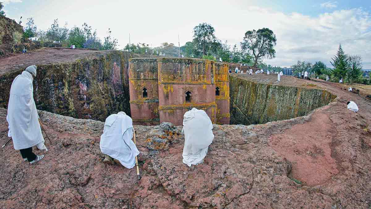 lalibela pilgrims