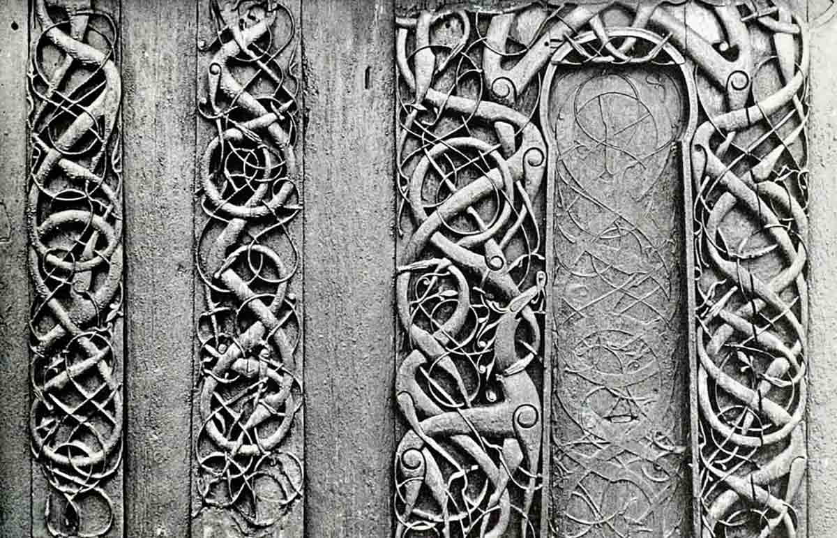 serpent carvings church riksantikvaren