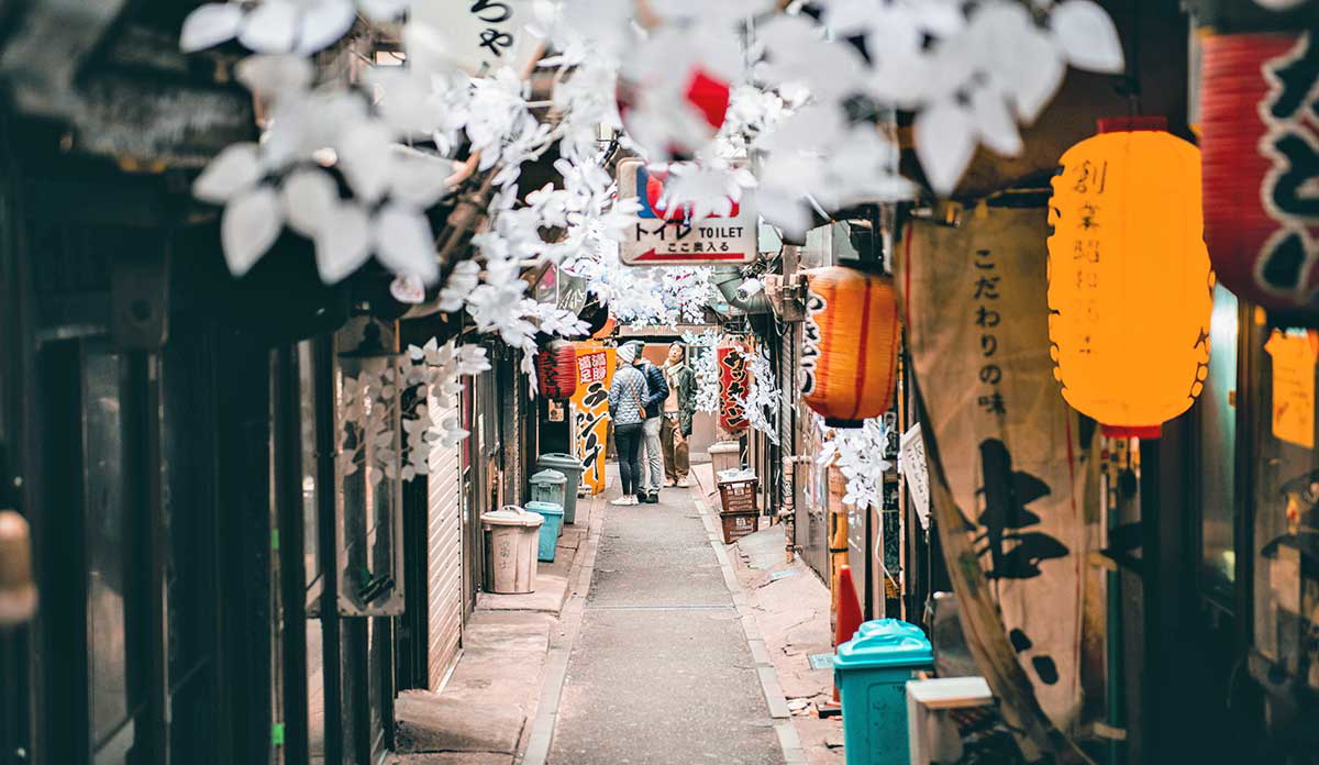 tokyo street scene