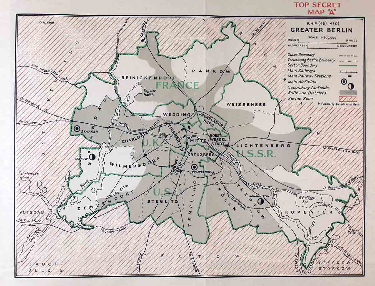 4 occupation zones in berlin