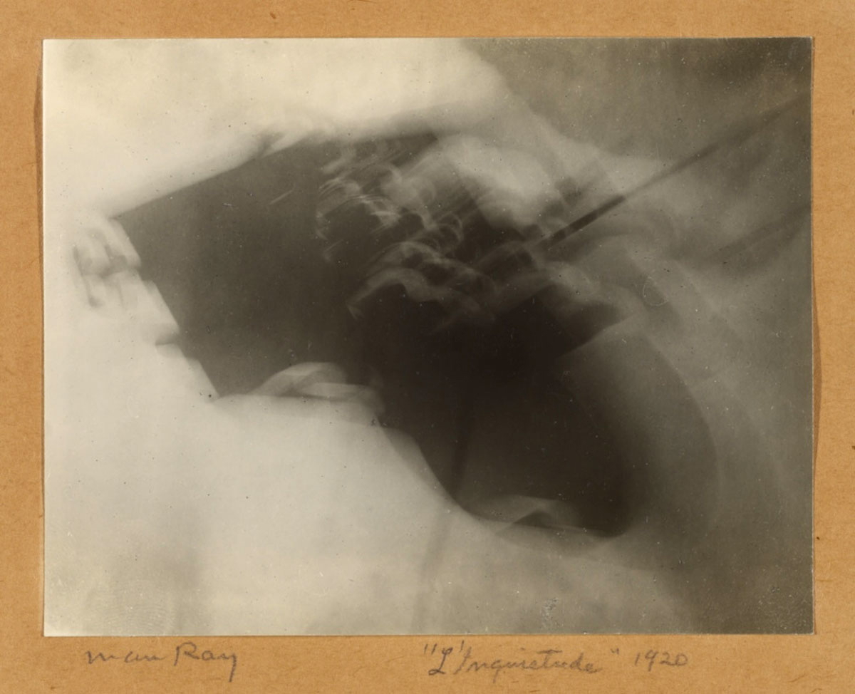 conceptual-photography-man-ray-anxiety