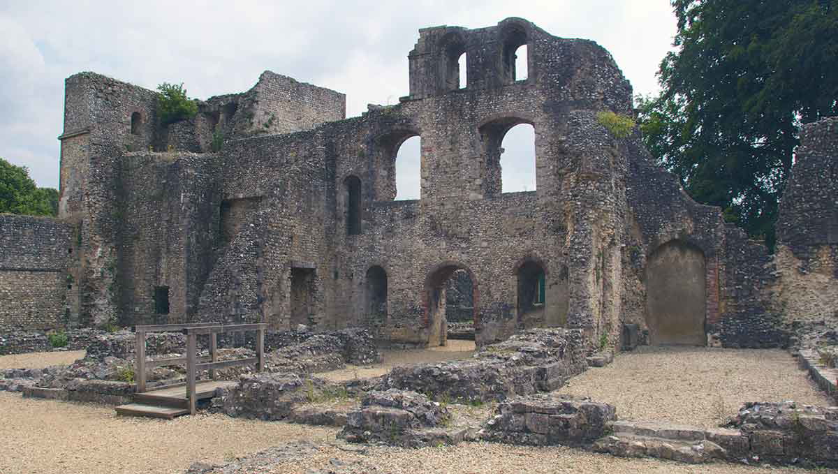 wolvsey castle