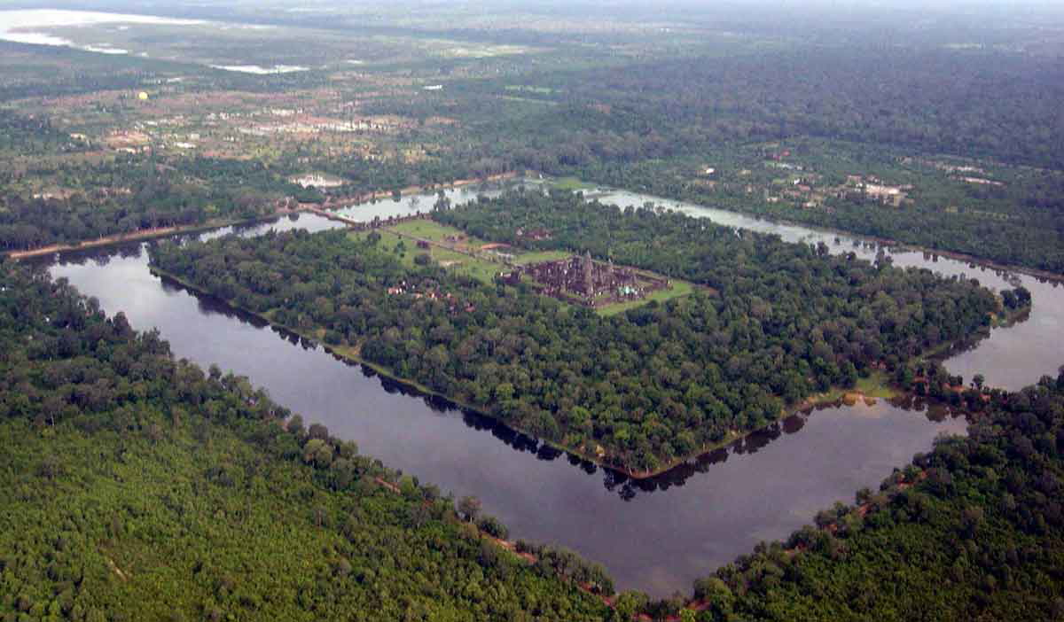 angkor wat above