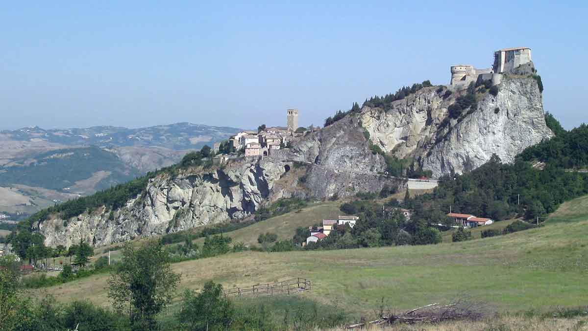 castle san leo montefeltro family
