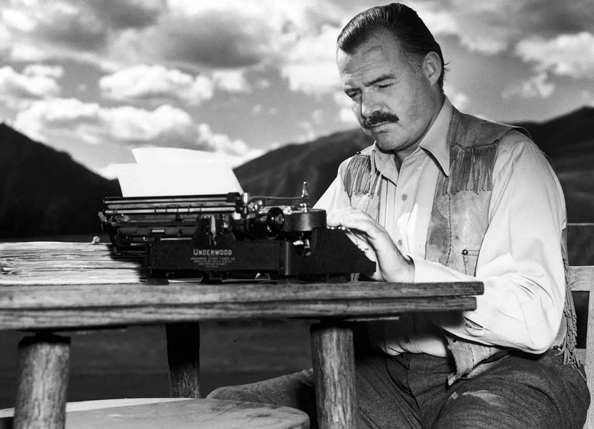hemingway writing typewriter photograph