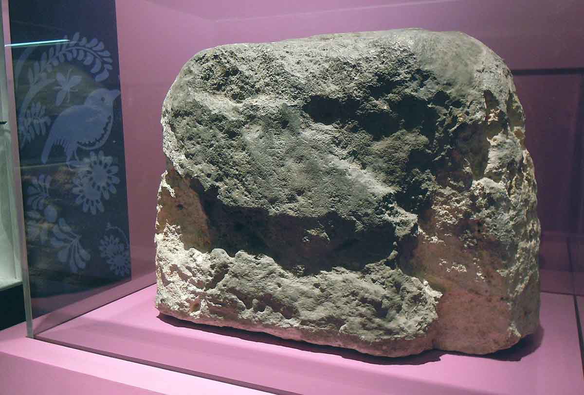 london stone museum sword in the stone
