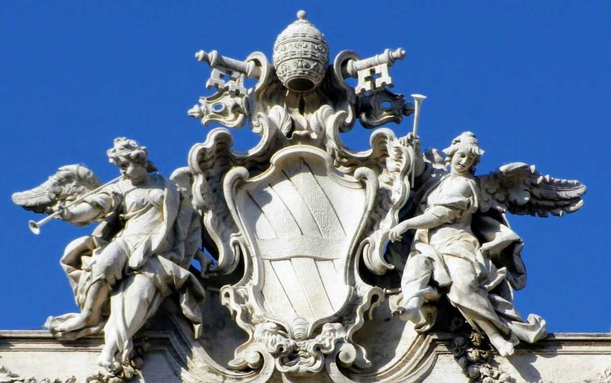 papal coat of arms trevi fountain