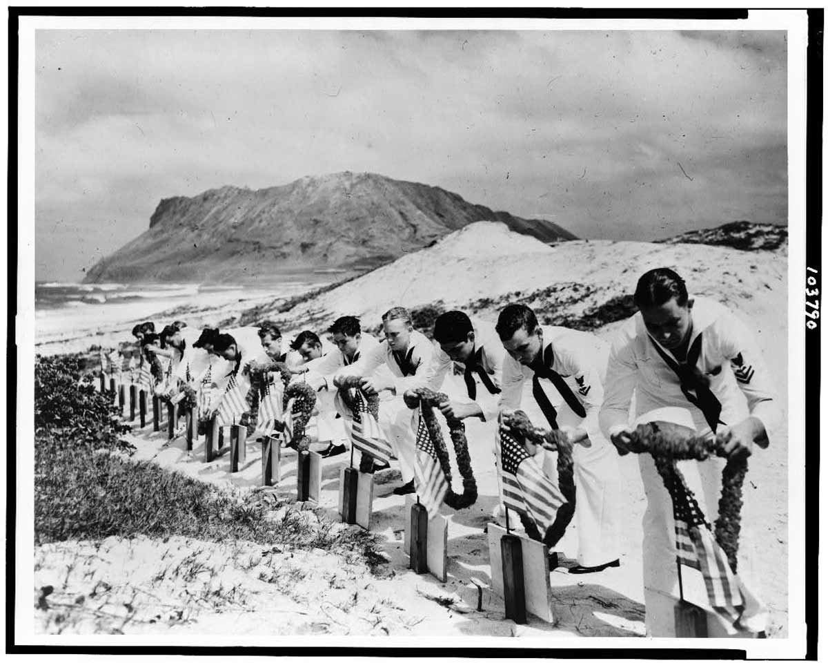 pearl harbor graves