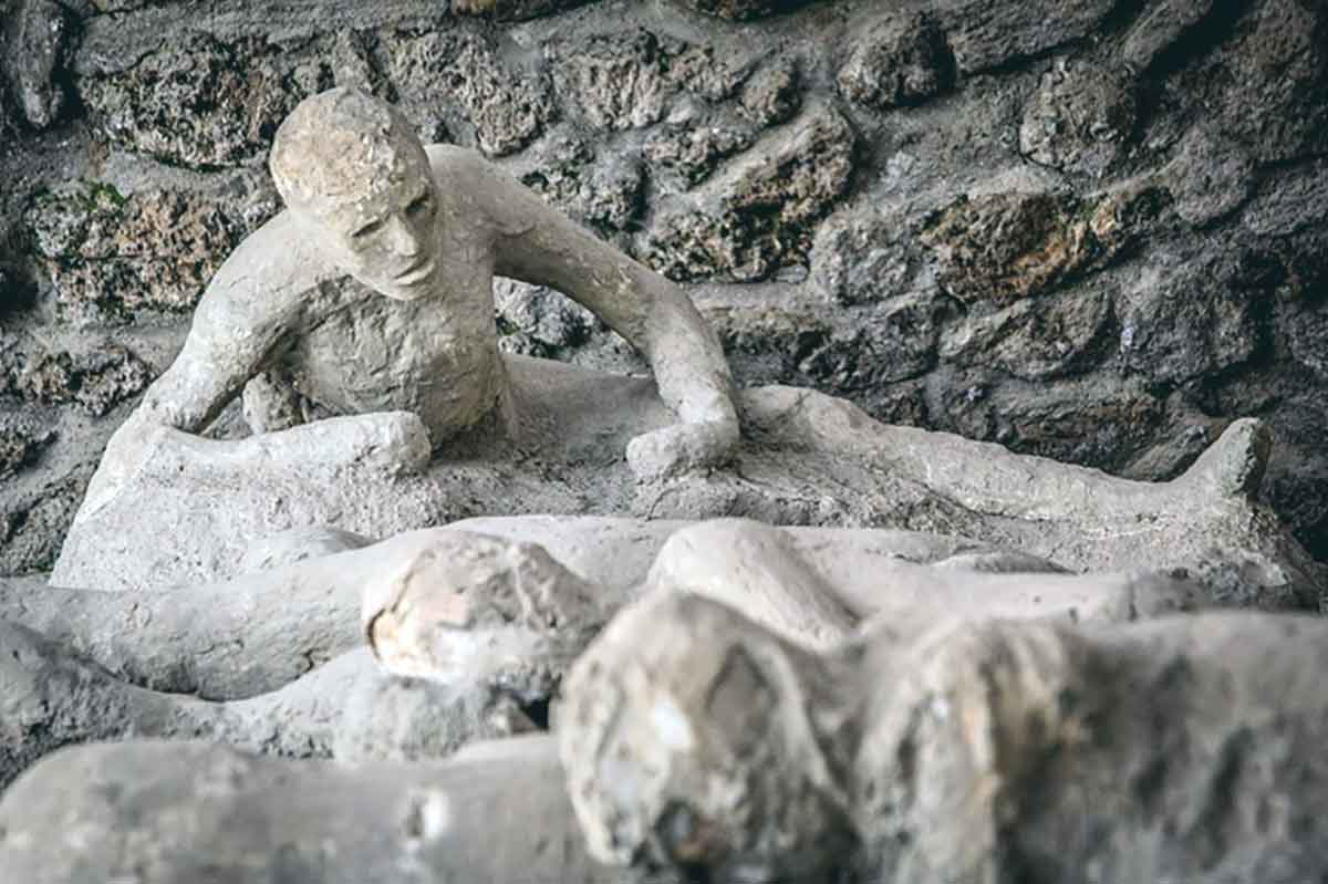 pompeii plaster cast