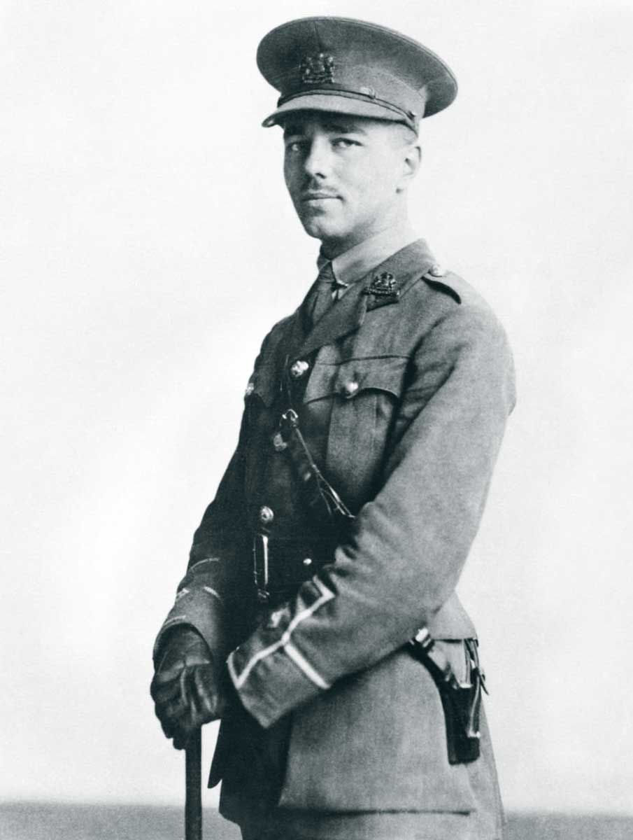 wilfred owen world war one uniform