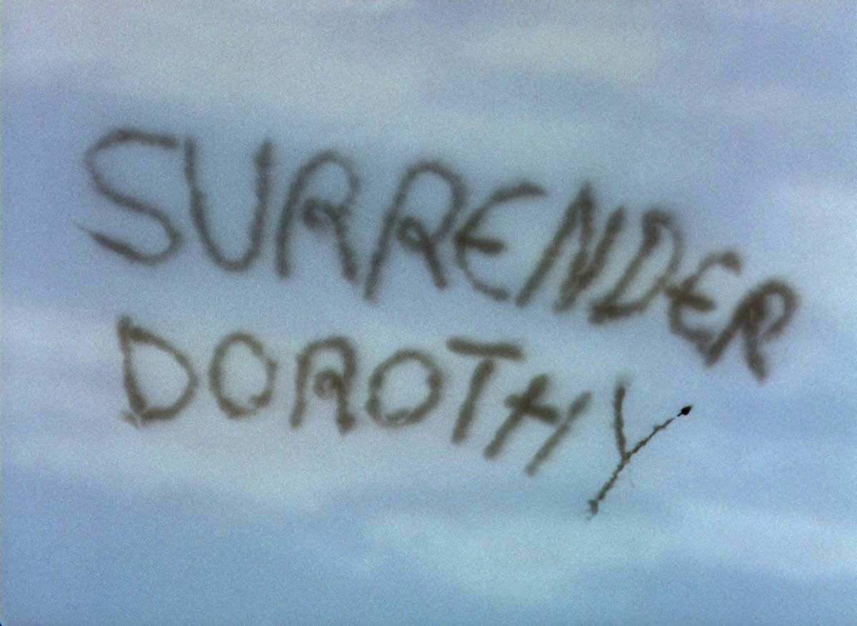 wizard oz film surrender dorothy