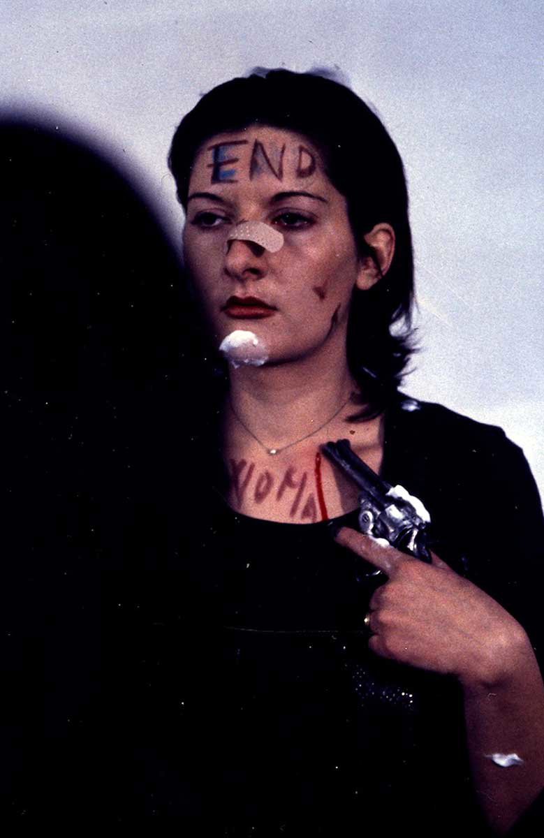 abramovic rhythm 0 photo