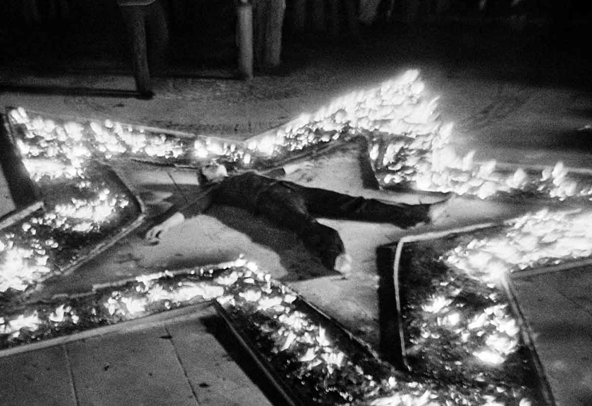 abramovic rhythm 5 photo