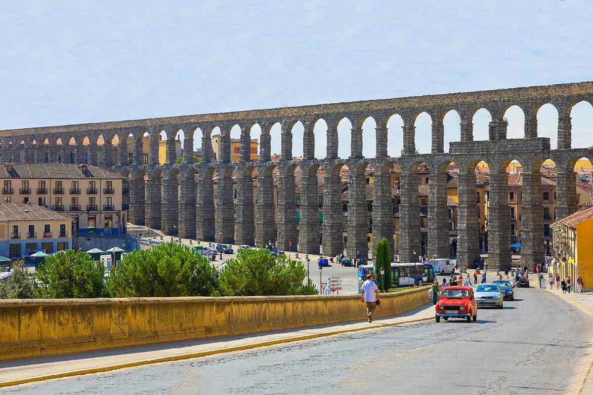 aqueduct of segovia